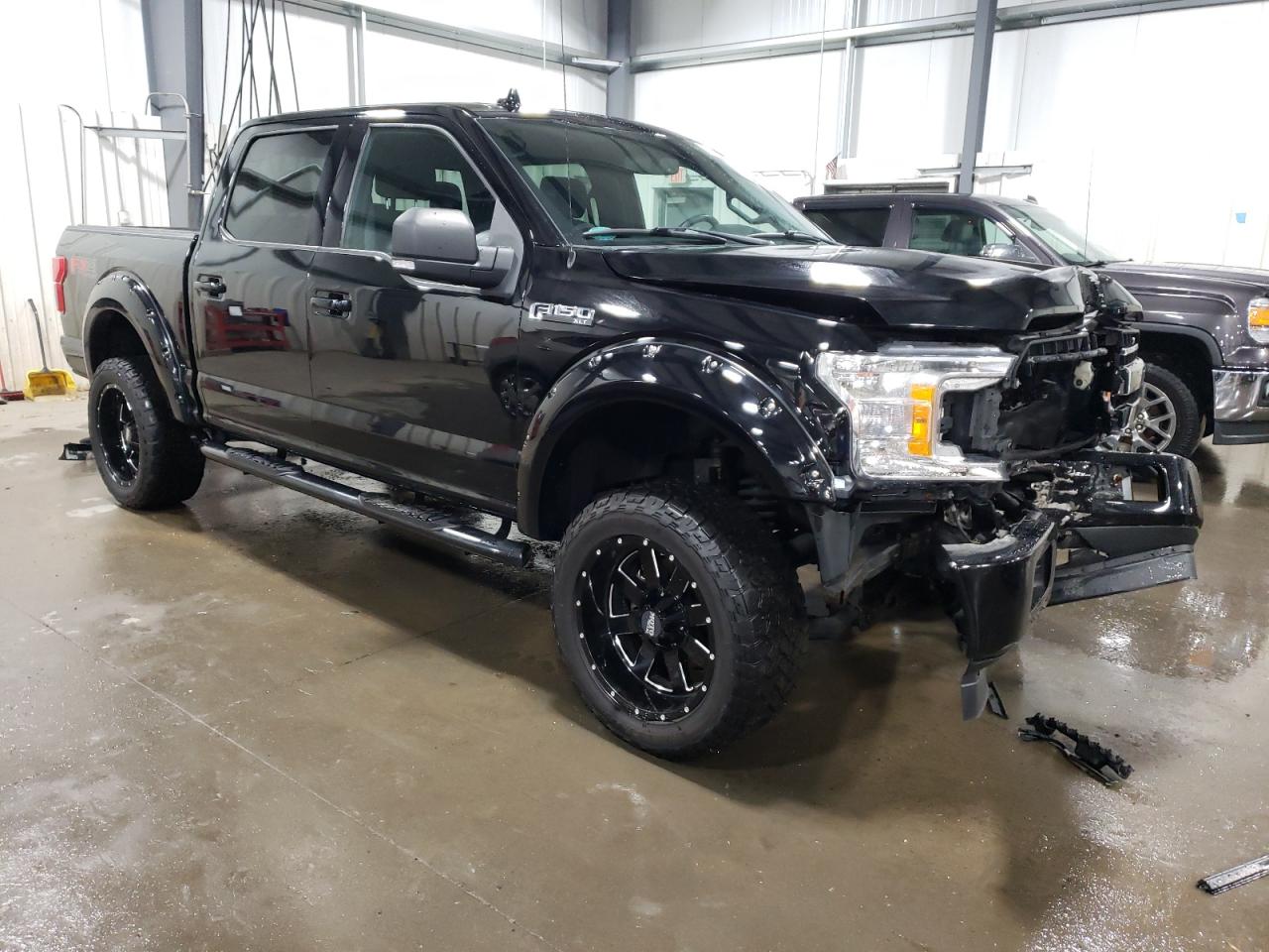 2018 Ford F-150 VIN 1FTEW1EG7JFA09521 Copart auction photo, front end damage thumbnail 4
