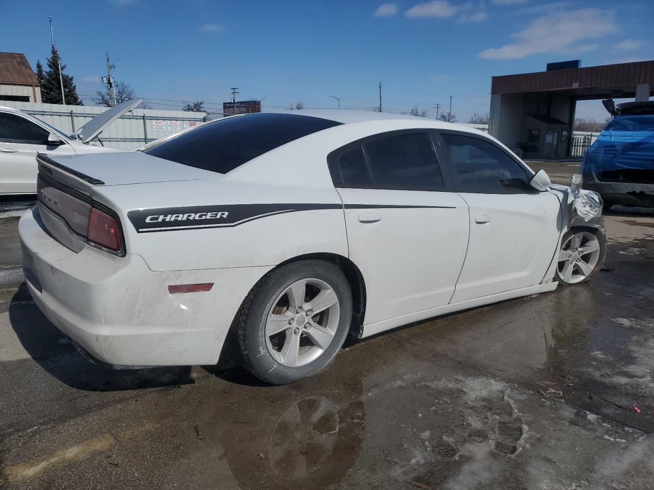 2014 Dodge Charger VIN 2C3CDXBG2EH126288 Copart auction photo, front end / side damage thumbnail 3