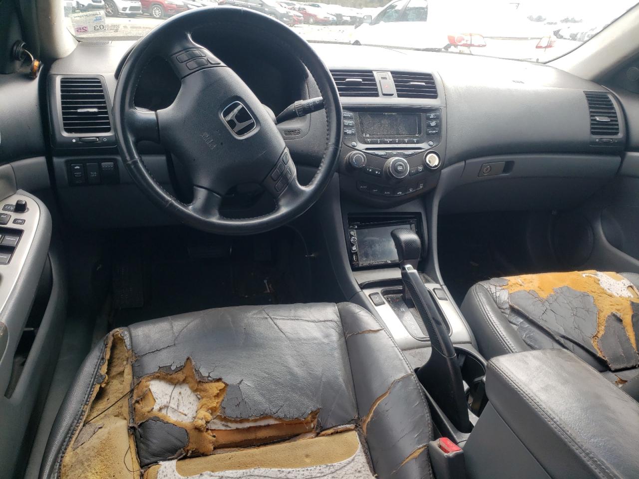 2004 Honda Accord VIN 1HGCM665X4A070789 Copart auction photo, front end / rear end damage thumbnail 8