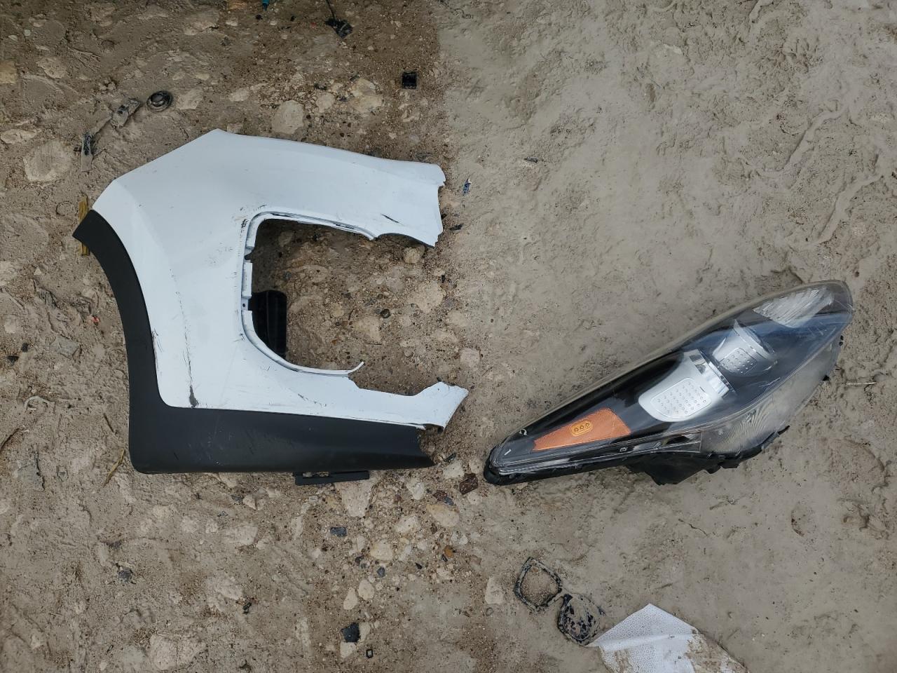 2018 KIA Sportage VIN KNDPM3AC7J7313441 Copart auction photo, front end damage thumbnail 13