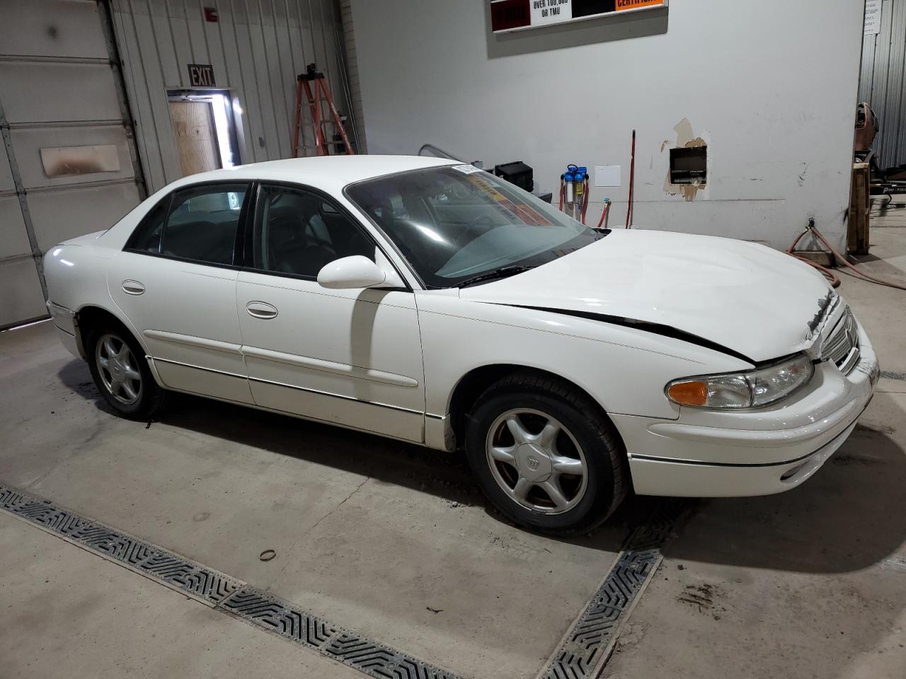 2004 Buick Regal VIN 2G4WB52K841314369 Copart auction photo, front end / rear end damage thumbnail 4