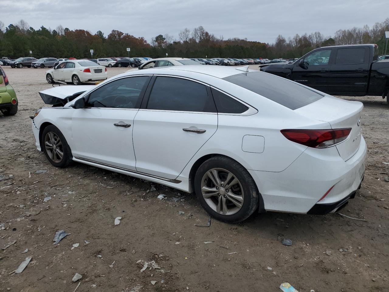 2018 Hyundai Sonata VIN 5NPE34AF1JH715087 Copart auction photo, front end / side damage thumbnail 2
