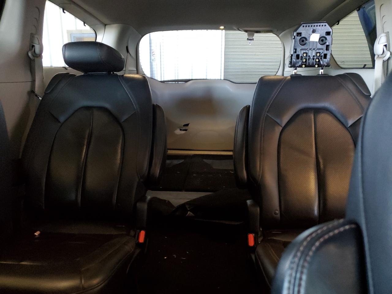 2019 Chrysler Pacifica VIN 2C4RC1BG9KR597205 Copart auction photo, front end / side damage thumbnail 10