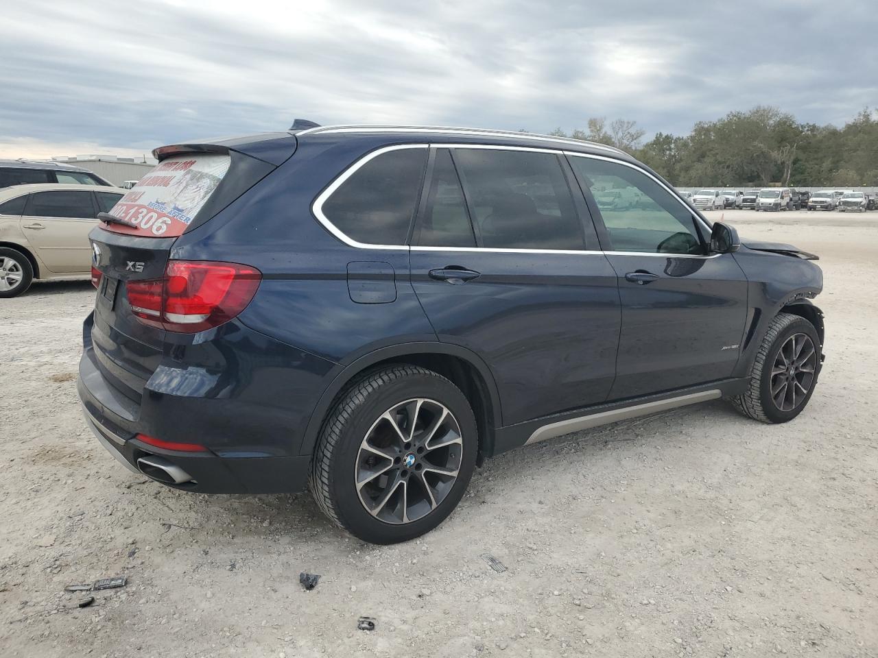 2018 BMW X5 VIN 5UXKR0C5XJ0X95452 Copart auction photo, front end damage thumbnail 3