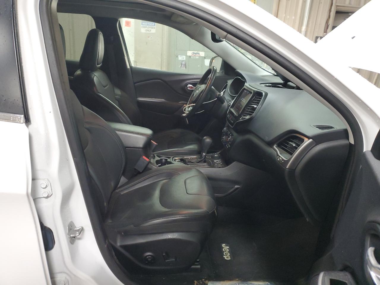 2019 Jeep Grand Cherokee VIN 1C4PJMDN8KD151110 Copart auction photo, side / front end damage thumbnail 7