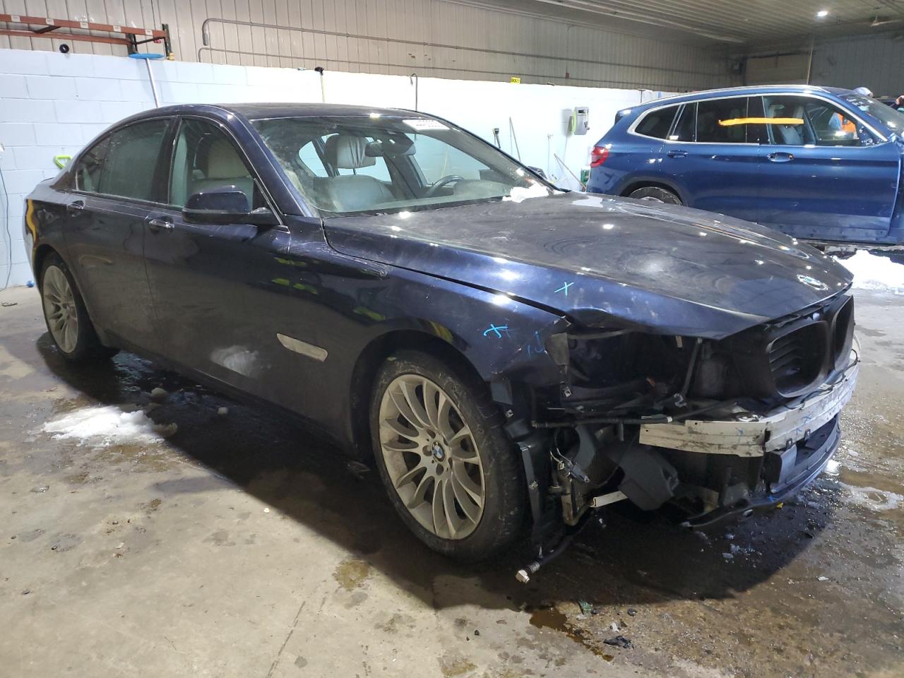 2015 BMW 7er VIN WBAYB6C57FD965931 Copart auction photo, front end / rear end damage thumbnail 4