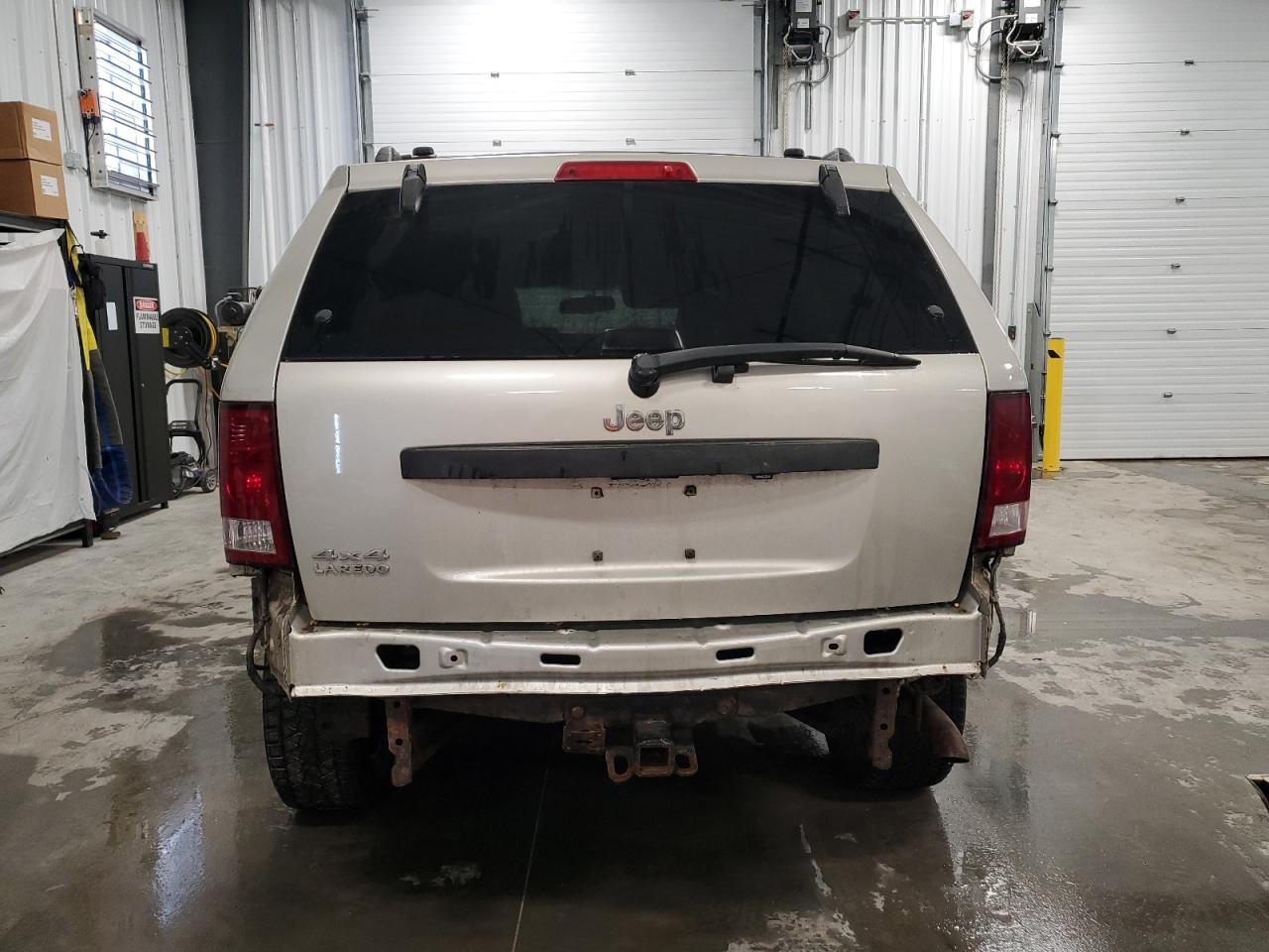 2008 Jeep Grand Cherokee VIN 1J8GR48K58C198725 Copart auction photo, all over / minor dent/scratches damage thumbnail 6