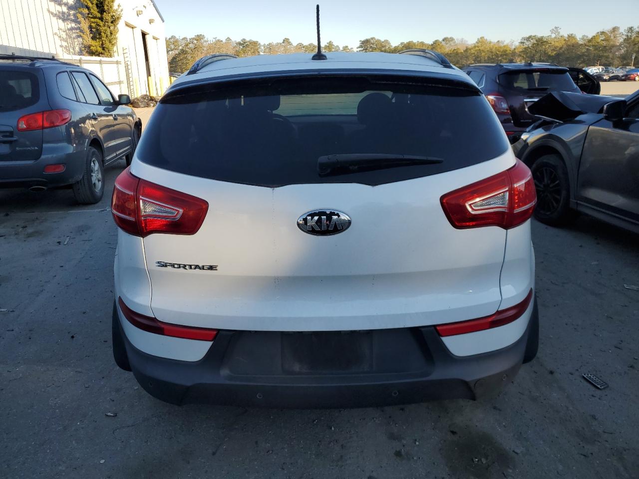 2013 KIA Sportage VIN KNDPB3A23D7502296 Copart auction photo, side / minor dent/scratches damage thumbnail 6