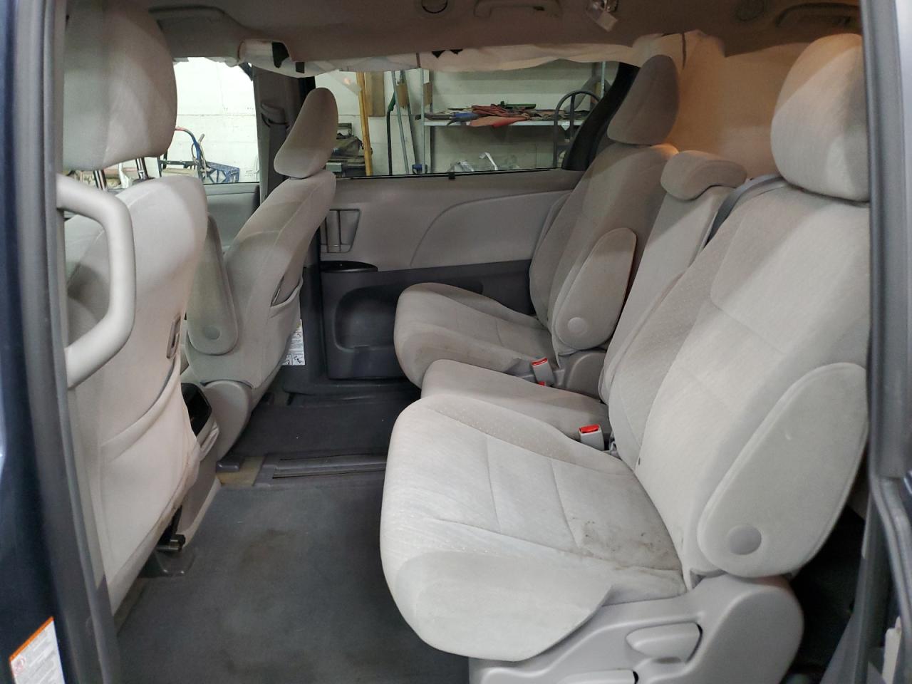 2016 Toyota Sienna VIN 5TDKK3DC5GS725478 Copart auction photo, side damage thumbnail 11