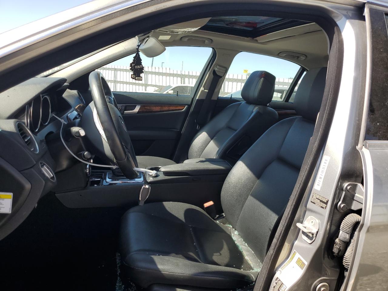2013 Mercedes-Benz C-klasse VIN WDDGF4HB3DA752727 Copart auction photo, front end / rear end damage thumbnail 7