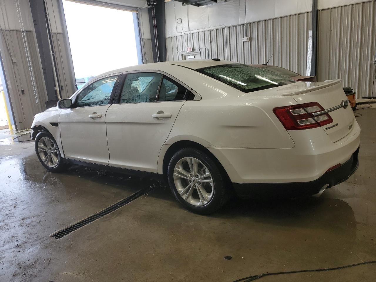 2013 Ford Taurus VIN 1FAHP2E80DG136320 Copart auction photo, front end damage thumbnail 2