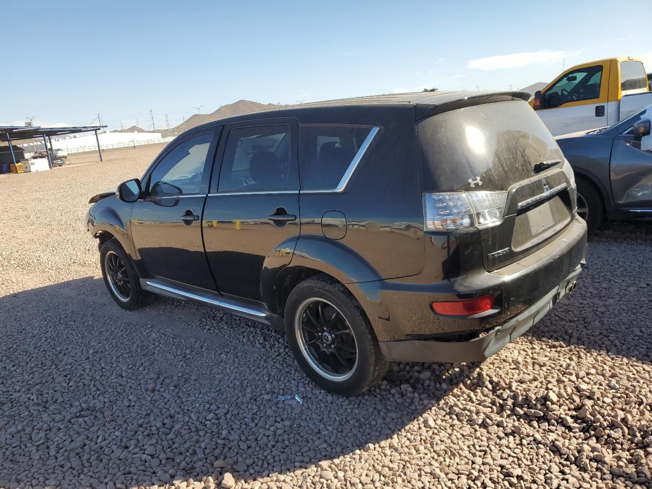 2010 Mitsubishi Outlander VIN JA4JT5AX8AZ005314 Copart auction photo, front end damage thumbnail 2