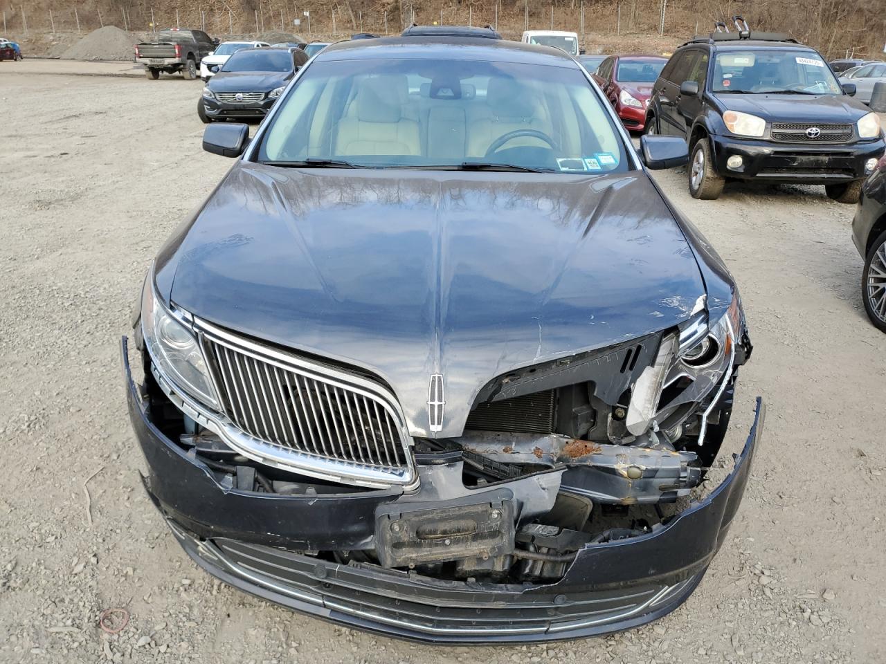 2013 Lincoln MKS VIN 1LNHL9EK9DG614627 Copart auction photo, front end / minor dent/scratches damage thumbnail 5