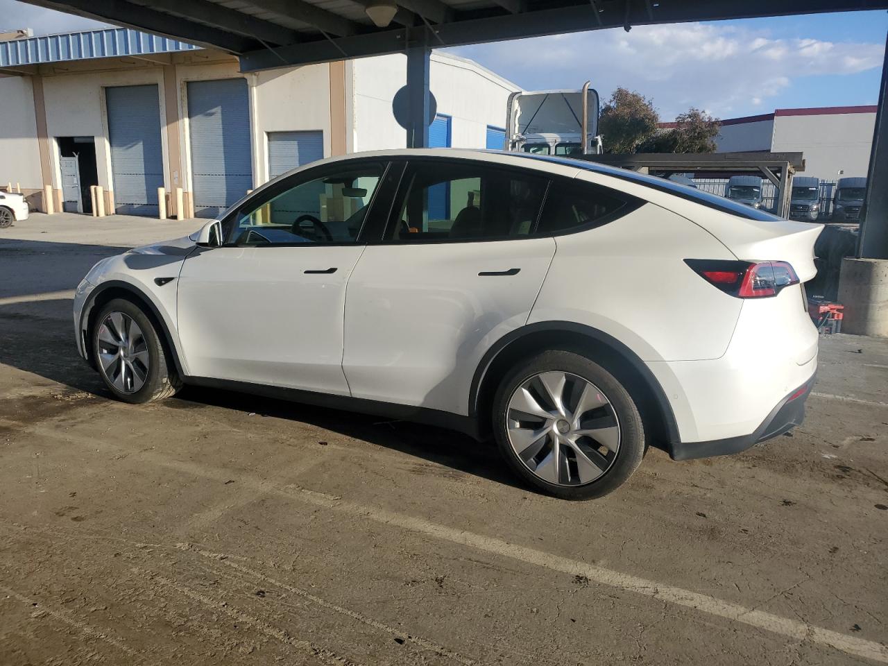 2021 Tesla Model Y VIN 5YJYGDEE7MF279223 Copart auction photo, front end damage thumbnail 2