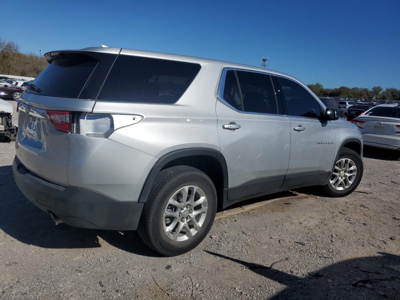 2021 Chevrolet Traverse VIN 1GNERFKW3MJ270251 Copart auction photo, rear end / minor dent/scratches damage thumbnail 3