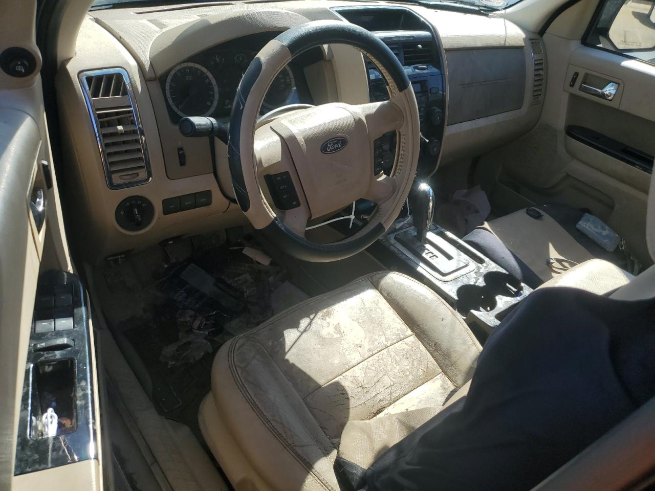 2012 Ford Escape VIN 1FMCU0EGXCKB29147 Copart auction photo, water/flood damage thumbnail 8