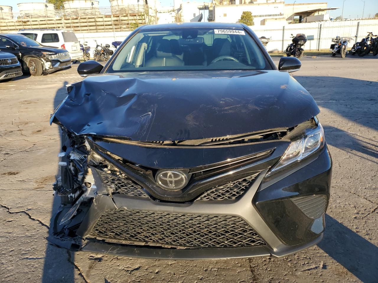 2020 Toyota Camry VIN 4T1M11AK2LU389771 Copart auction photo, front end / minor dent/scratches damage thumbnail 5