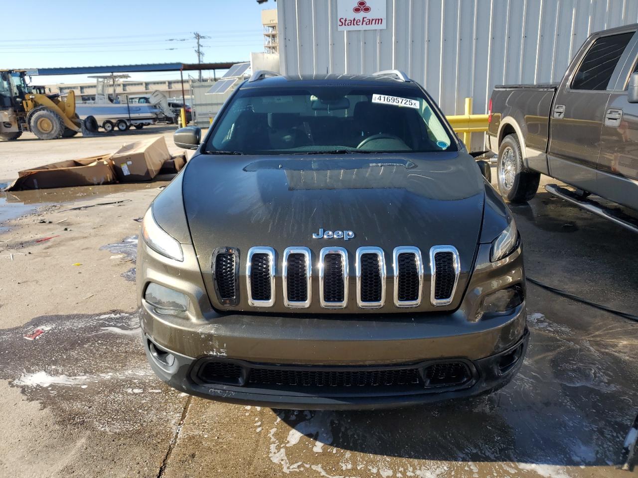 2014 Jeep Grand Cherokee VIN 1C4PJLCS3EW238228 Copart auction photo, all over damage thumbnail 5