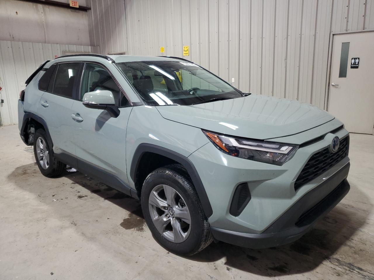 2022 Toyota RAV 4 VIN 4T3RWRFV9NU054221 Copart auction photo, rear end / side damage thumbnail 4