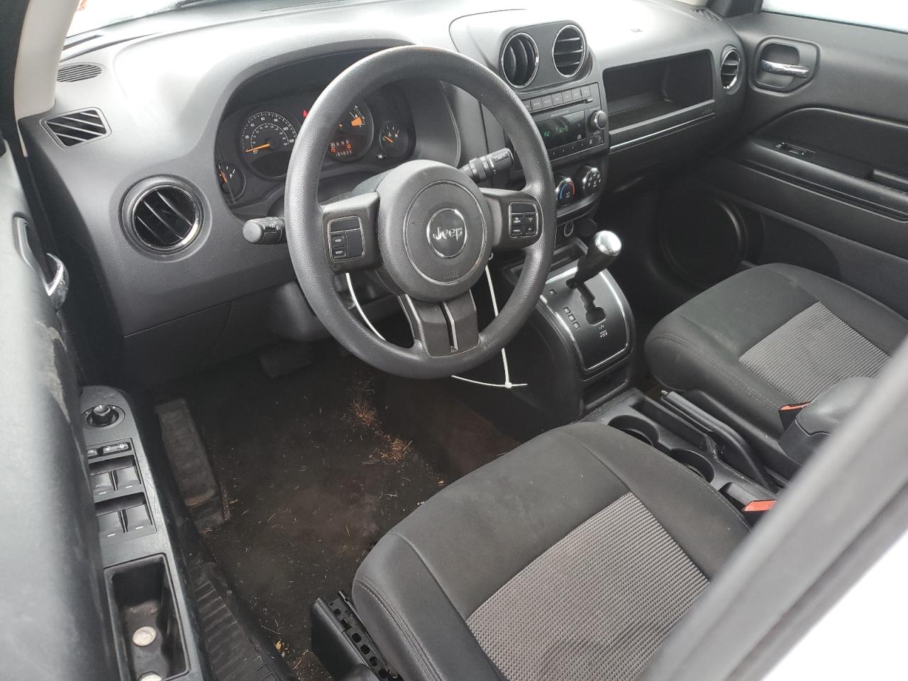 2014 Jeep Liberty (Patriot) VIN 1C4NJRBB6ED774064 Copart auction photo, front end / minor dent/scratches damage thumbnail 8