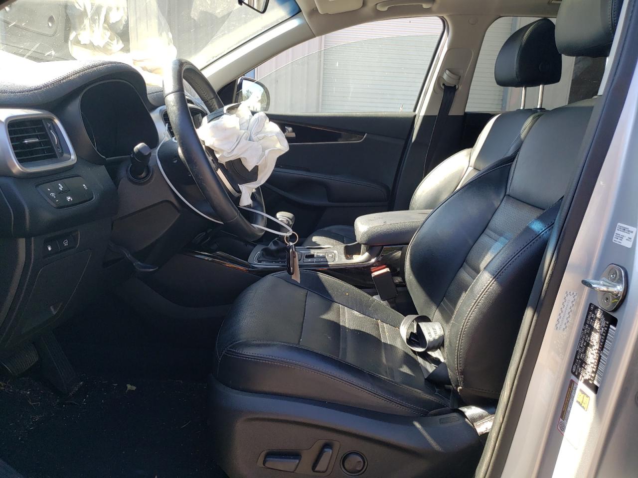 2019 KIA Sorento VIN 5XYPHDA5XKG597616 Copart auction photo, front end damage thumbnail 7