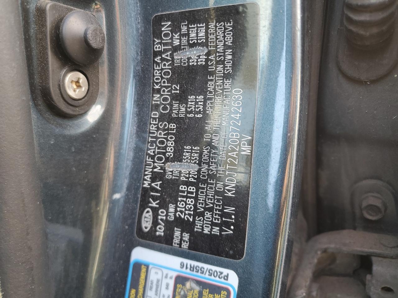 2011 KIA Soul VIN KNDJT2A20B7242630 Copart auction photo, all over damage thumbnail 15