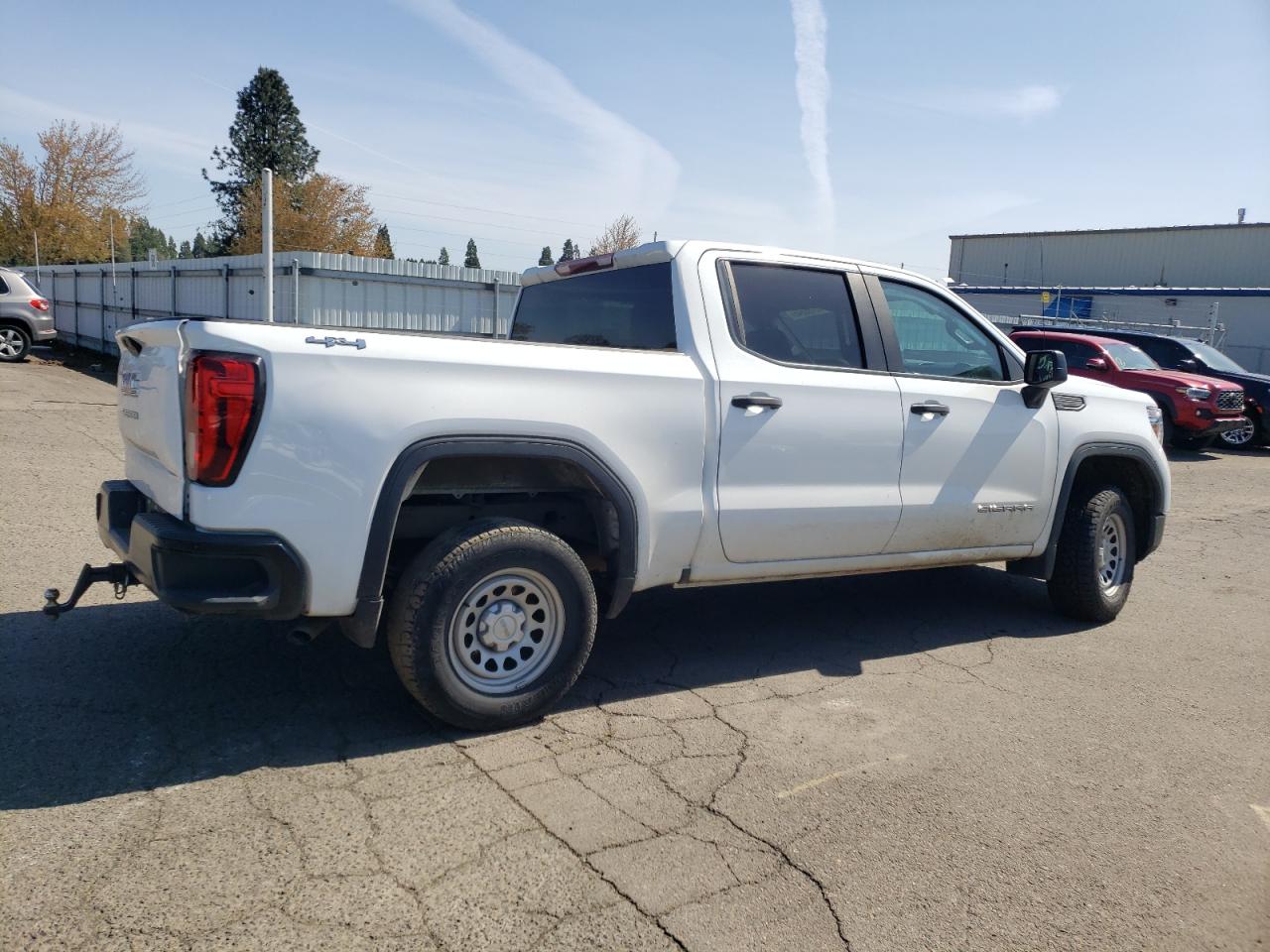 2019 GMC Sierra VIN 3GTU9AEF5KG233154 Copart auction photo, front end / side damage thumbnail 3