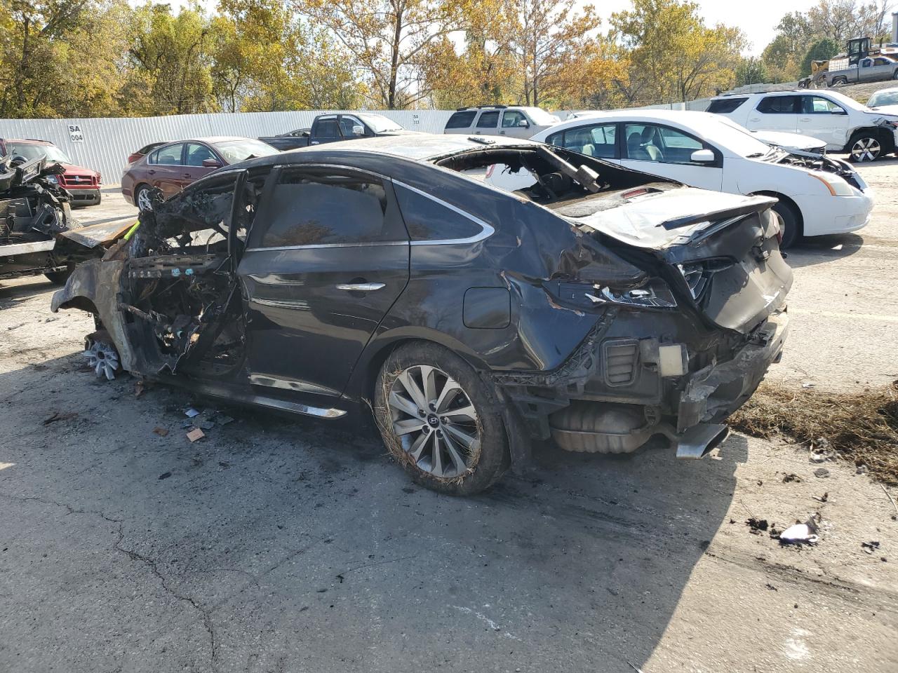 2015 Hyundai Sonata VIN 5NPE34AF1FH048223 Copart auction photo, burn damage thumbnail 2