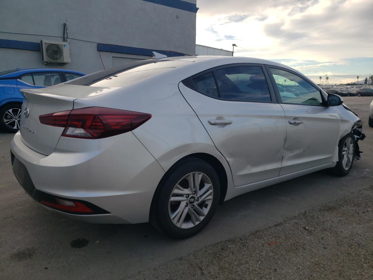 2020 Hyundai Elantra VIN 5NPD84LF7LH532046 Copart auction photo, front end / side damage thumbnail 3