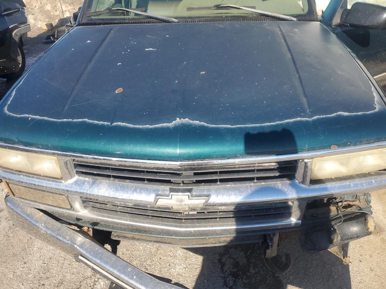 1995 Chevrolet GMT-400 VIN 1GCEK14K5SZ237180 Copart auction photo, front end damage thumbnail 12