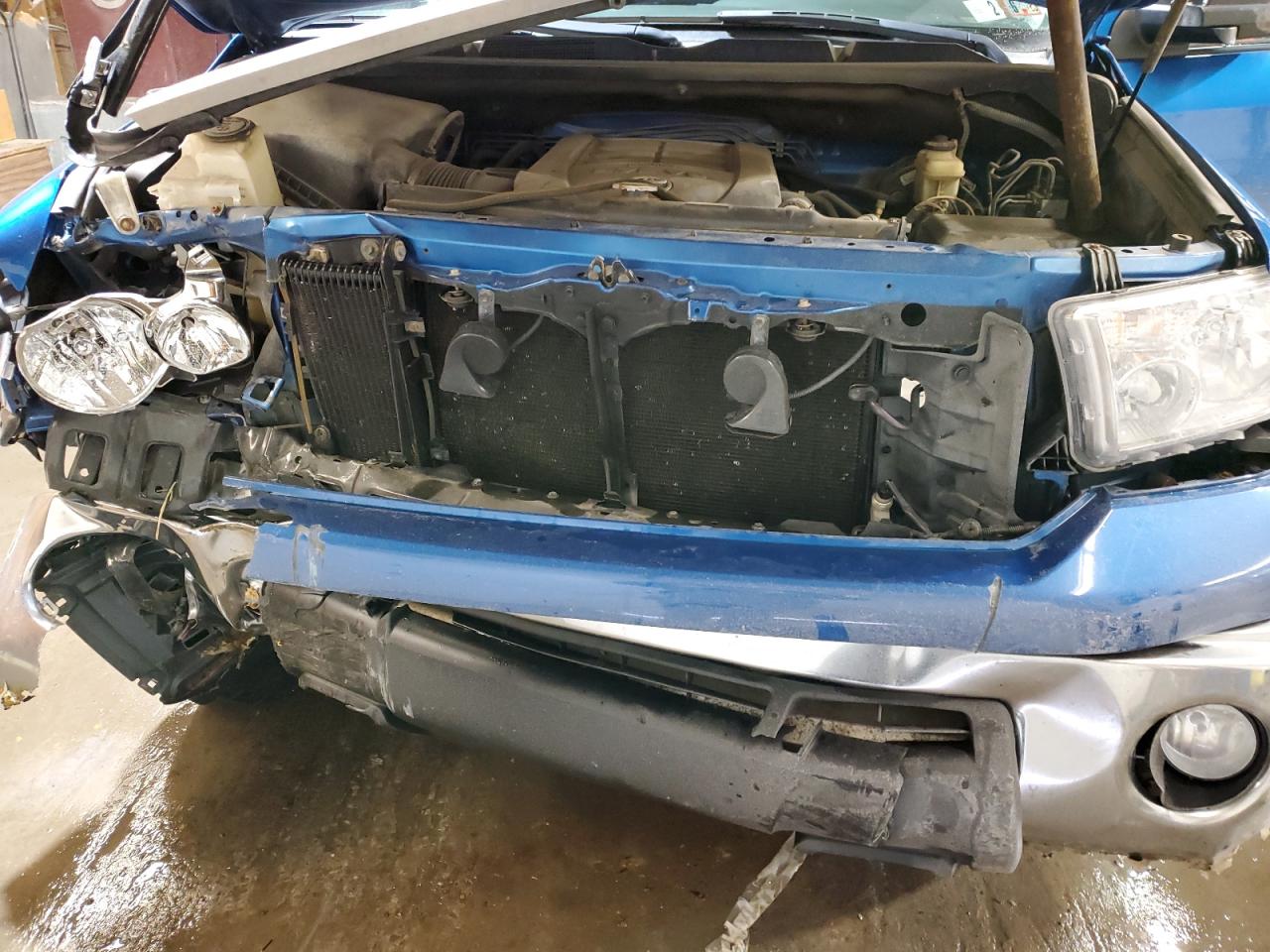 2010 Toyota Tundra VIN 5TFUY5F11AX102715 Copart auction photo, front end damage thumbnail 11