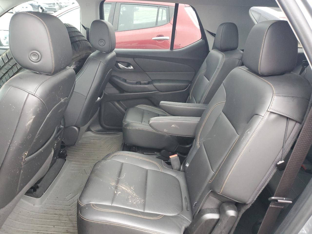 2021 Chevrolet Traverse VIN 1GNEVHKW0MJ131850 Copart auction photo, all over damage thumbnail 12