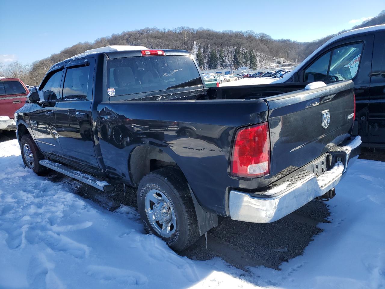 2013 RAM 2500 VIN 3C6TR5CT0DG611452 Copart auction photo, front end / side damage thumbnail 2