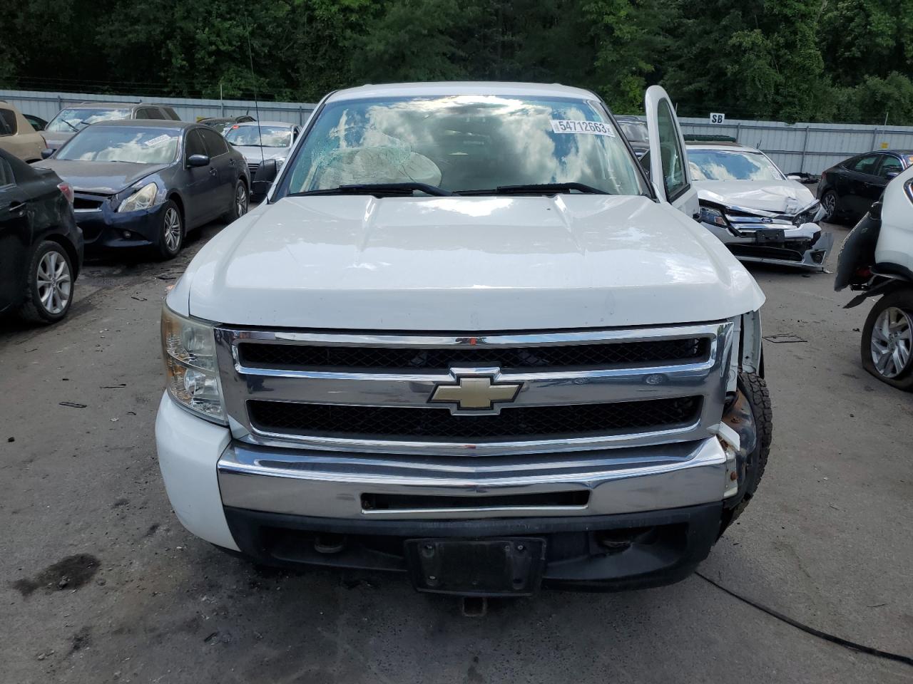 2010 Chevrolet Silverado VIN 3GCRKSEAXAG177151 Copart auction photo, side / front end damage thumbnail 5