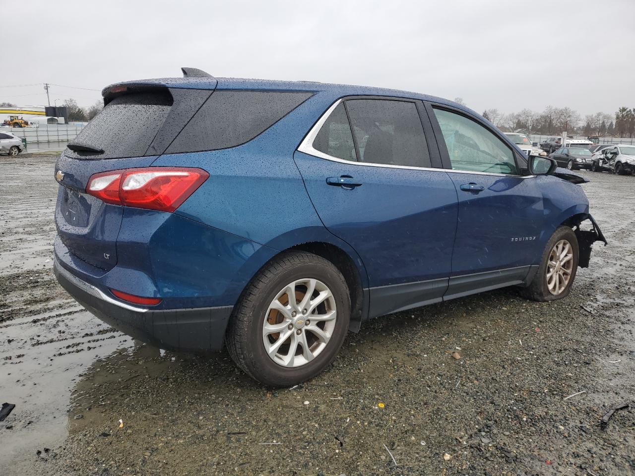 2019 Chevrolet Equinox VIN 2GNAXKEV3K6262516 Copart auction photo, front end / side damage thumbnail 3