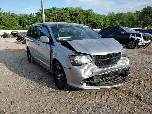 2017 Dodge Caravan VIN 2C4RDGCG2HR827416 Copart auction photo, front end / minor dent/scratches damage thumbnail 11