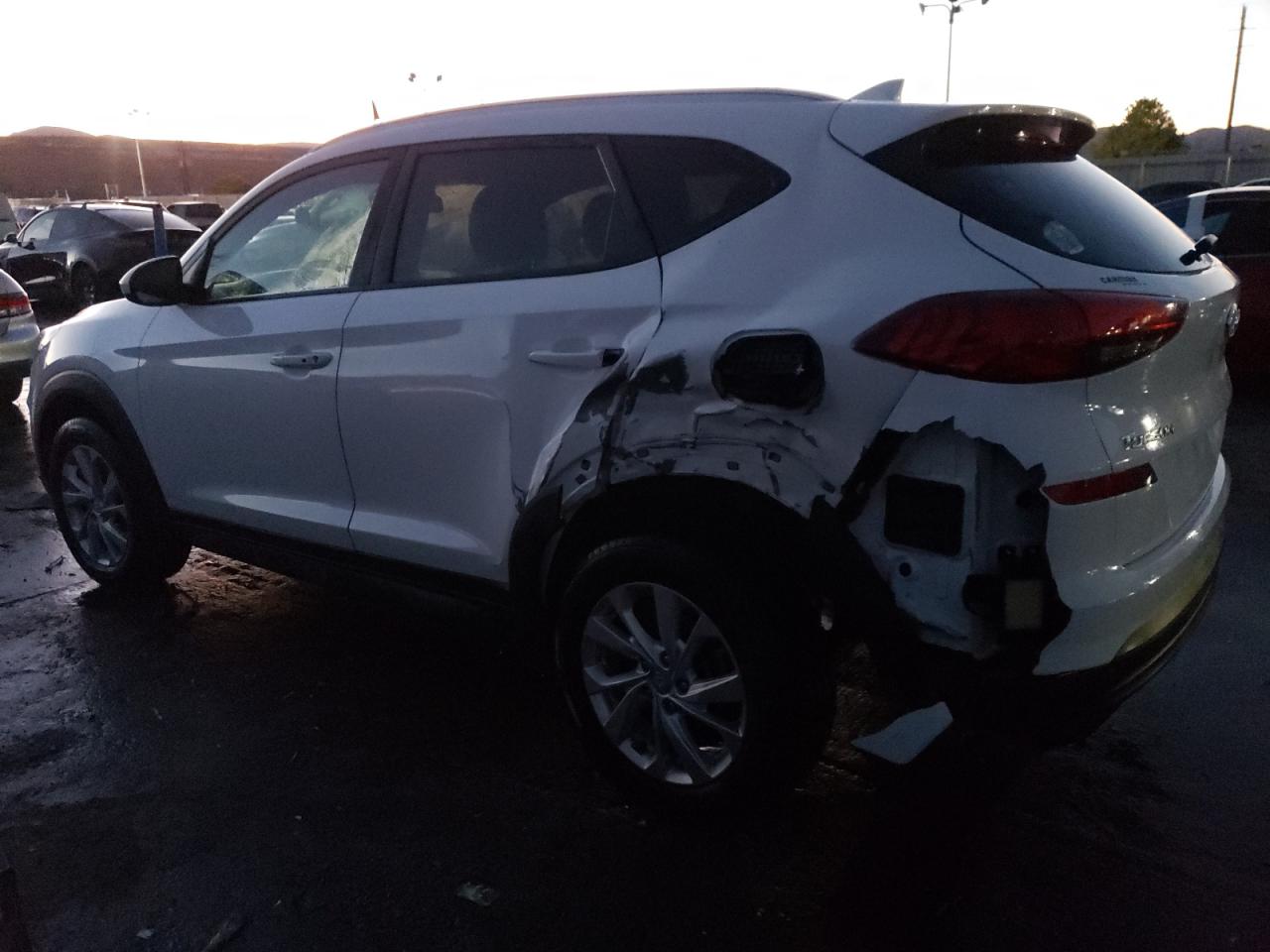 2019 Hyundai Tucson VIN KM8J33A4XKU874197 Copart auction photo, rear end / side damage thumbnail 2