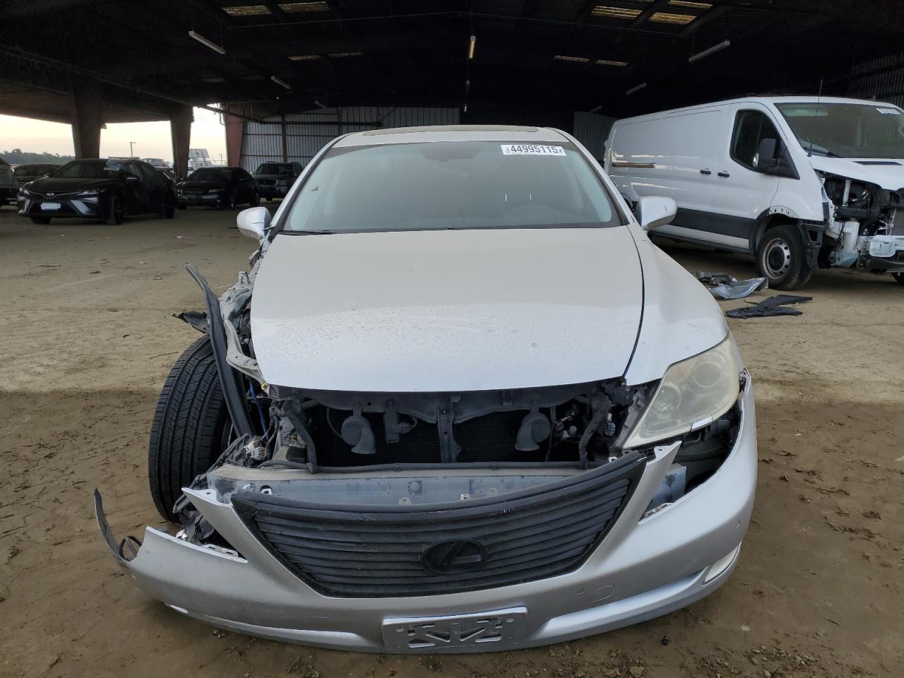 2008 Lexus LS VIN JTHBL46F585082890 Copart auction photo, all over / front end damage thumbnail 5