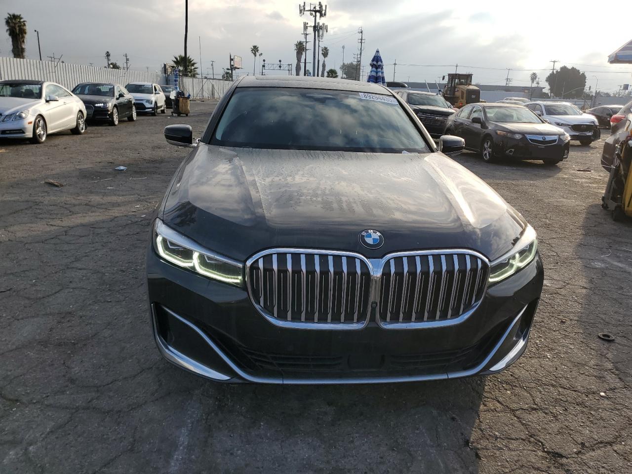 2022 BMW 7er VIN WBA7T2C02NCH89884 Copart auction photo, rear end / side damage thumbnail 5