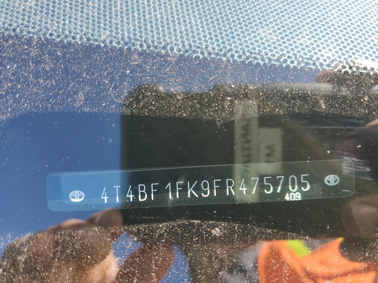 2015 Toyota Camry VIN 4T4BF1FK9FR475705 Copart auction photo, side damage thumbnail 14