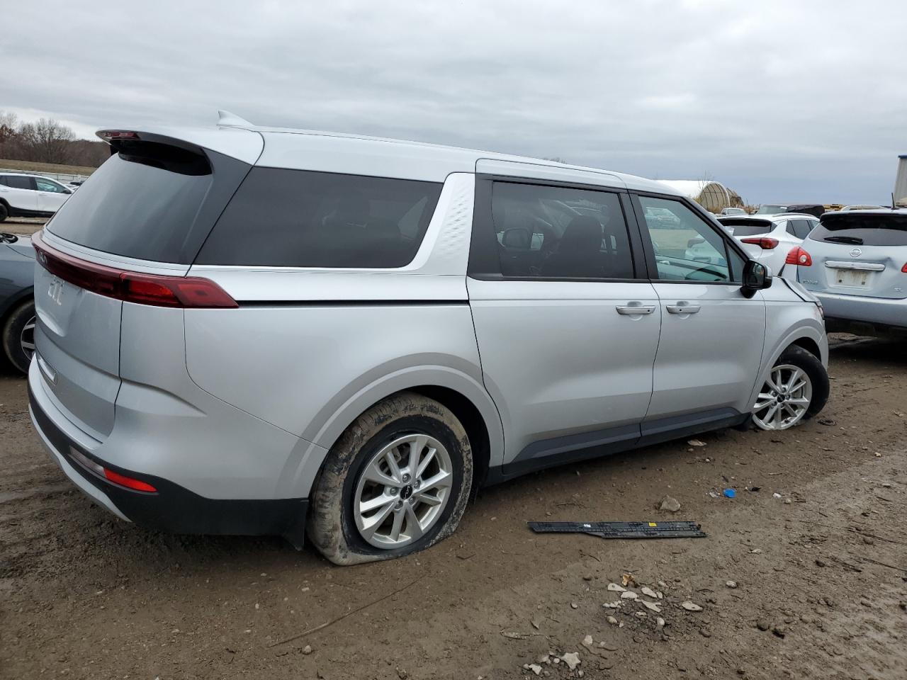 2023 KIA Carnival VIN KNDNB4H31P6214573 Copart auction photo, all over / undercarriage damage thumbnail 3