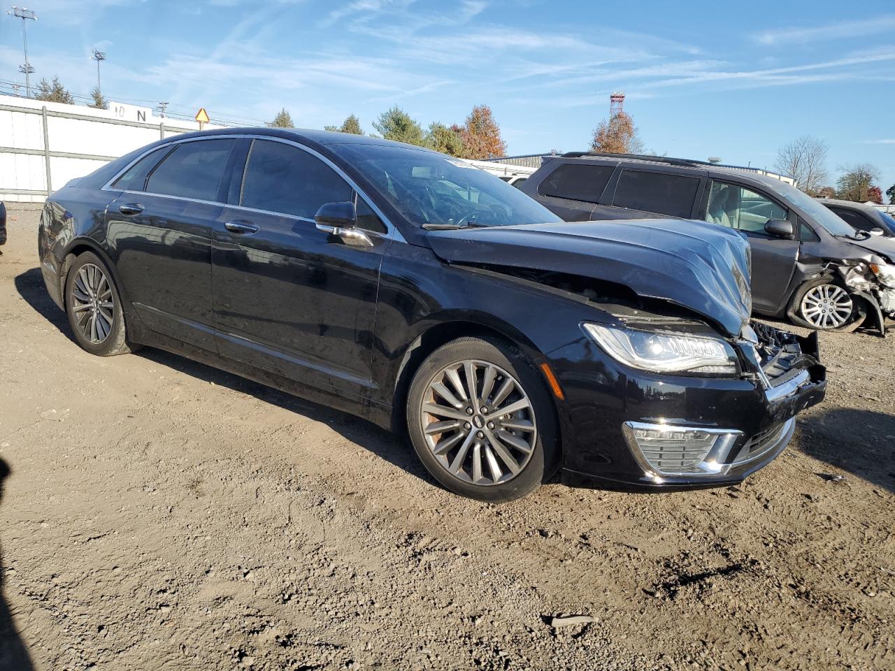 2017 Lincoln MKZ VIN 3LN6L5A9XHR614184 Copart auction photo, front end / minor dent/scratches damage thumbnail 4