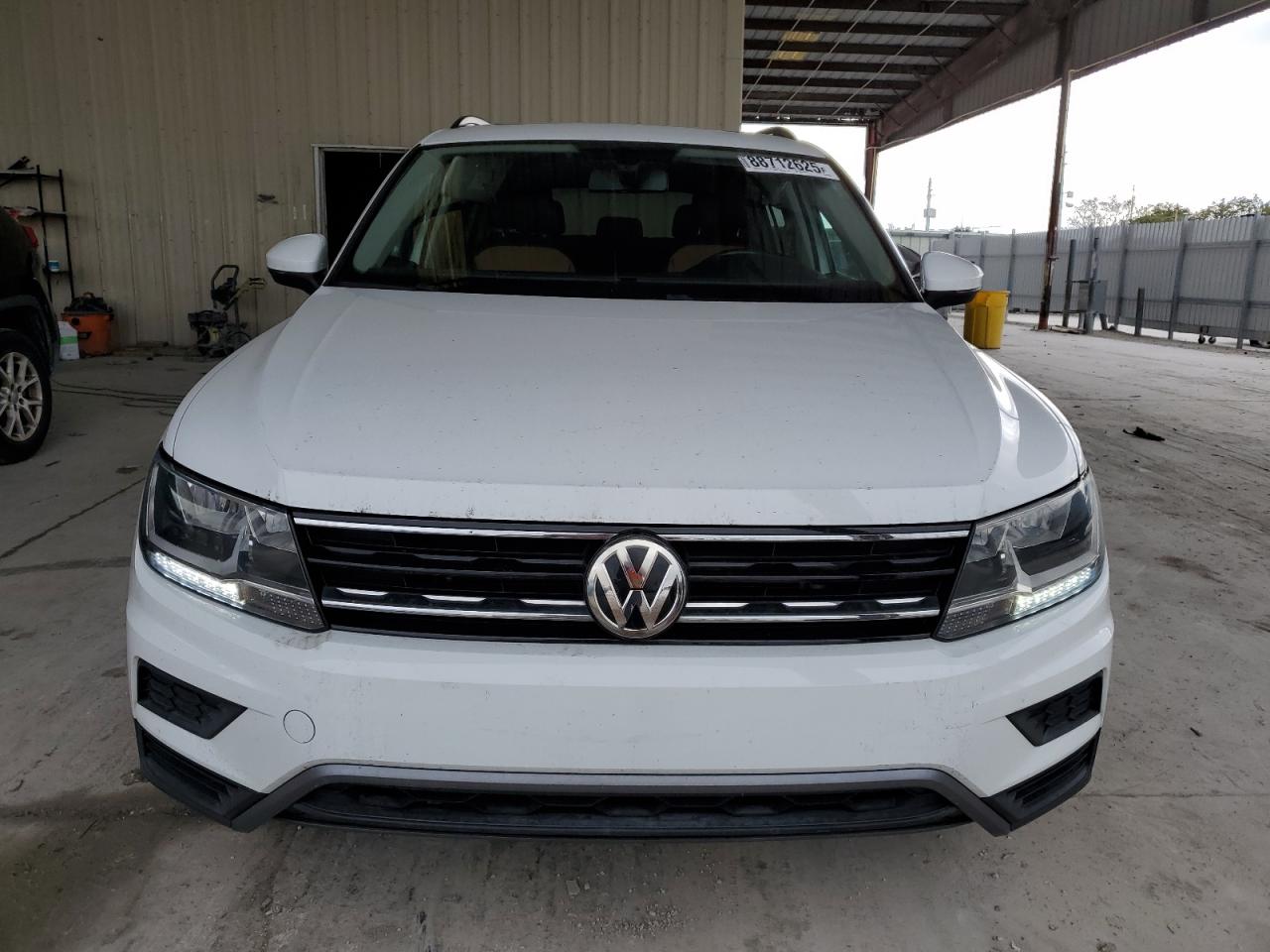 2018 Volkswagen Tiguan VIN 3VV3B7AX6JM220464 Copart auction photo, side damage thumbnail 5