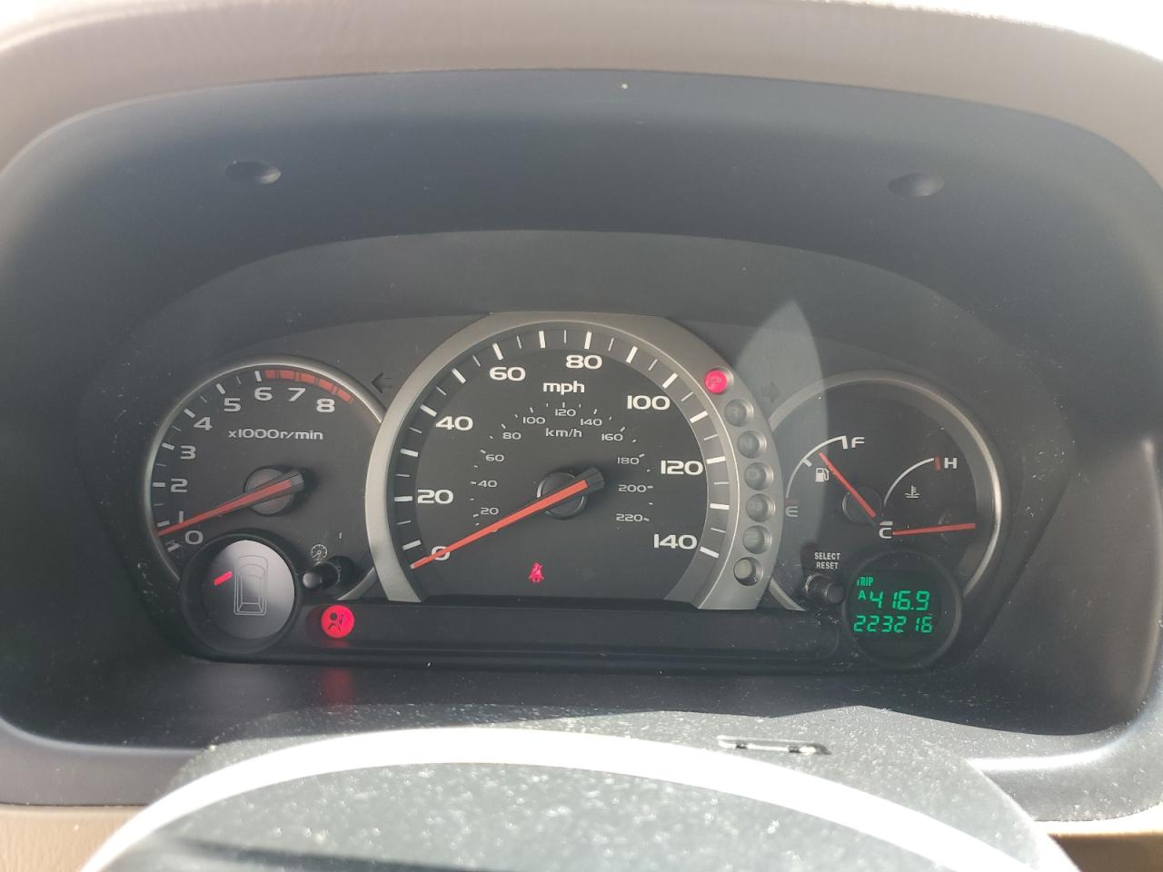 2004 Honda Pilot VIN 2HKYF181X4H599843 Copart auction photo, rear end damage thumbnail 9