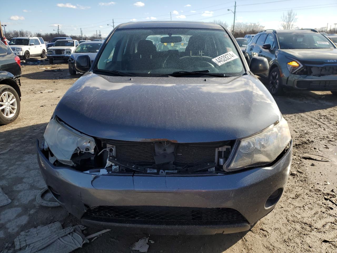 2007 Mitsubishi Outlander VIN JA4MS31X97U004599 Copart auction photo, front end / minor dent/scratches damage thumbnail 5