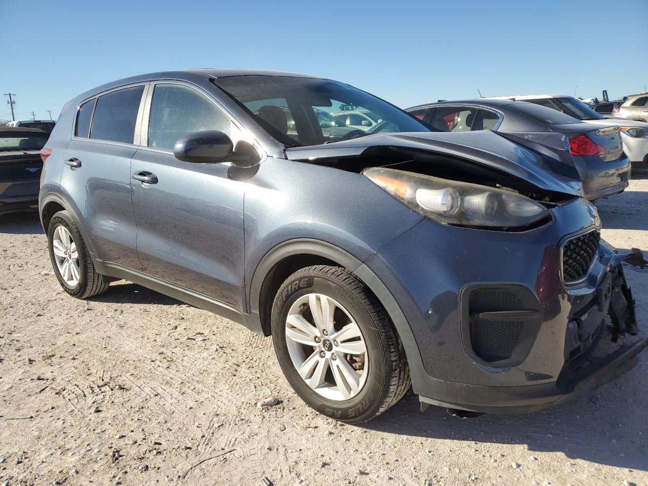 2017 KIA Sportage VIN KNDPM3AC9H7077773 Copart auction photo, front end damage thumbnail 4