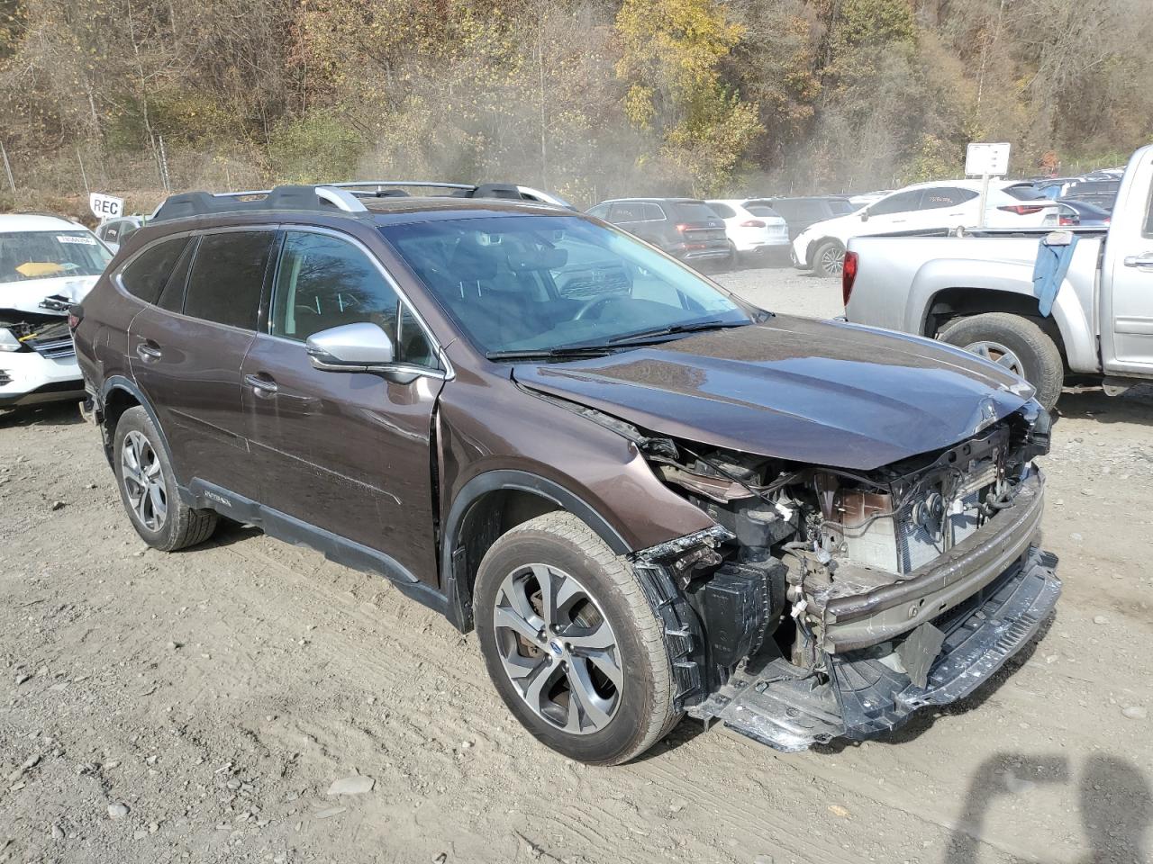 2020 Subaru Outback VIN 4S4BTAPC9L3167042 Copart auction photo, front end / rear end damage thumbnail 4