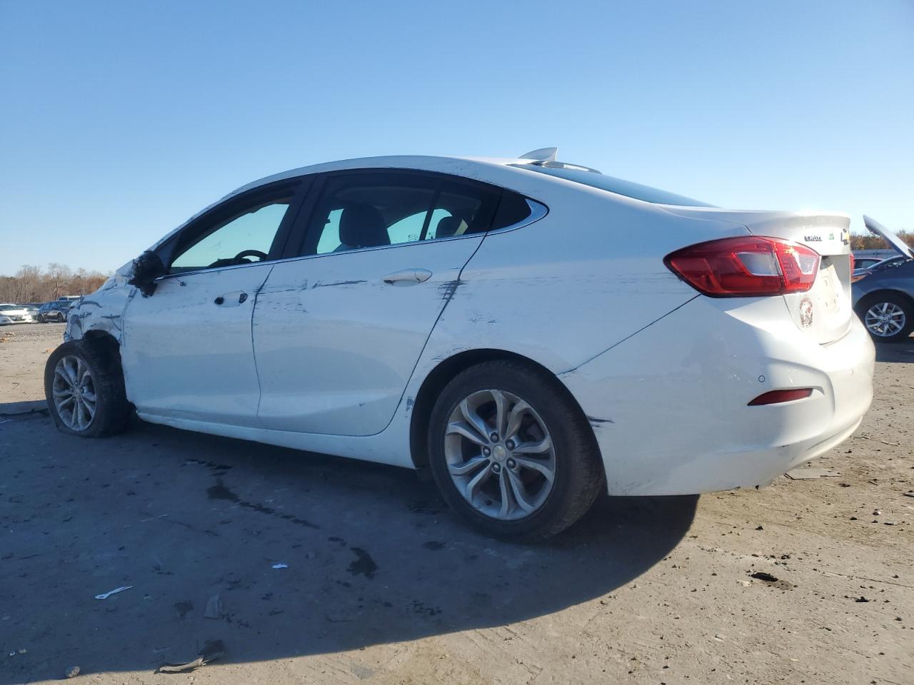 2019 Chevrolet Cruze VIN 1G1BE5SM0K7113585 Copart auction photo, front end / side damage thumbnail 2