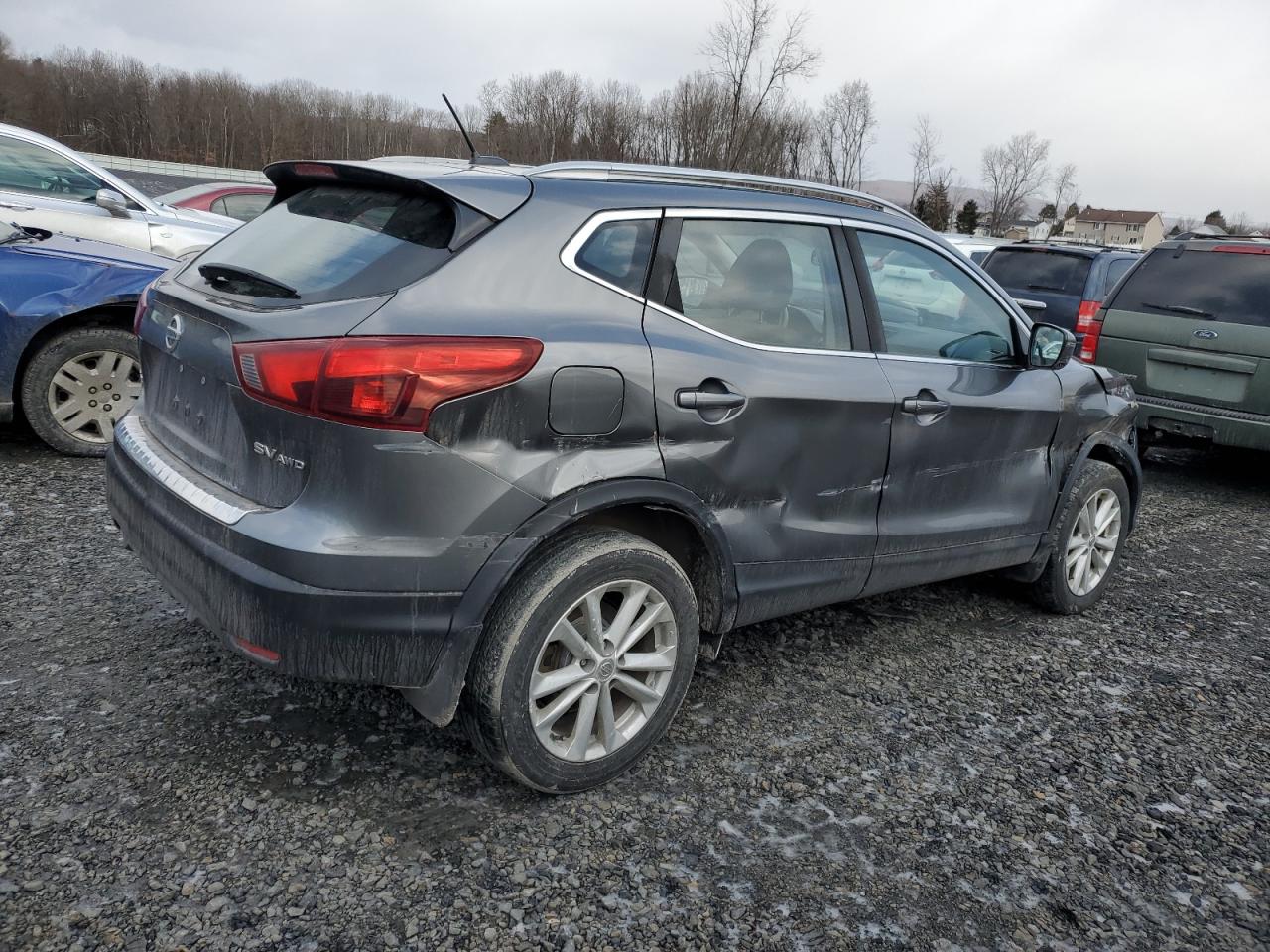 2017 Nissan Rogue VIN JN1BJ1CRXHW132071 Copart auction photo, all over damage thumbnail 3