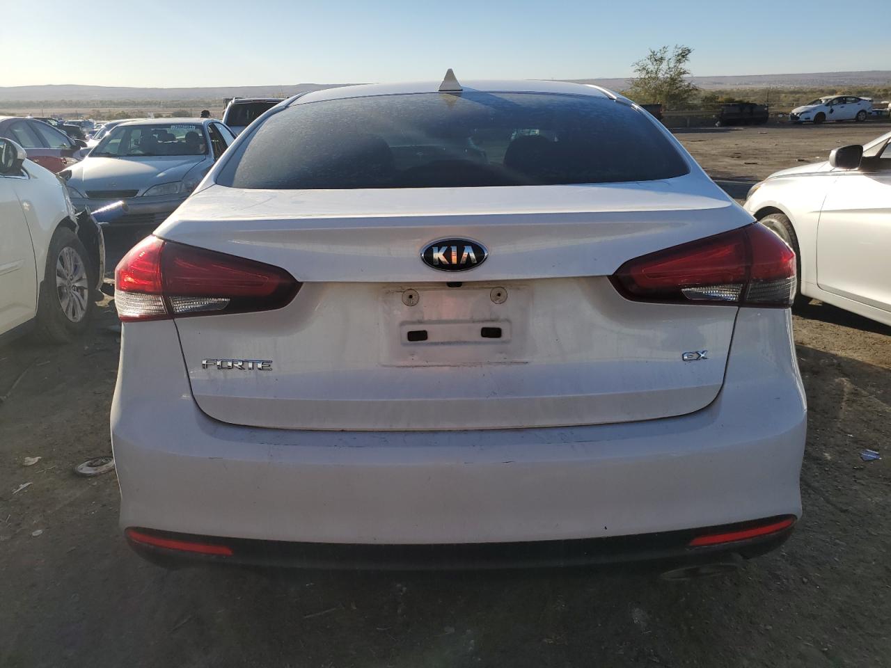 2017 KIA Forte VIN 3KPFL4A8XHE055295 Copart auction photo, front end damage thumbnail 6